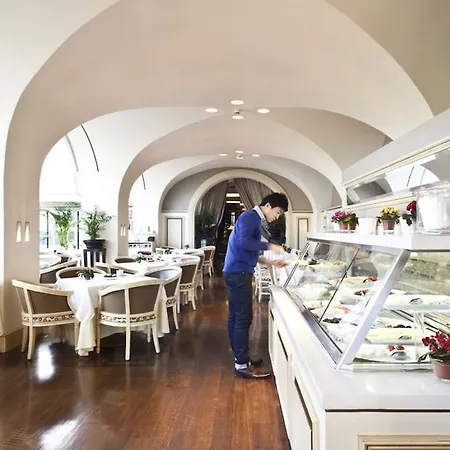 Hotell Pentelikon