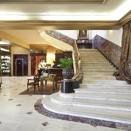 Hotell Pentelikon 5*