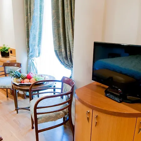 Pentelikon Hotel 5*